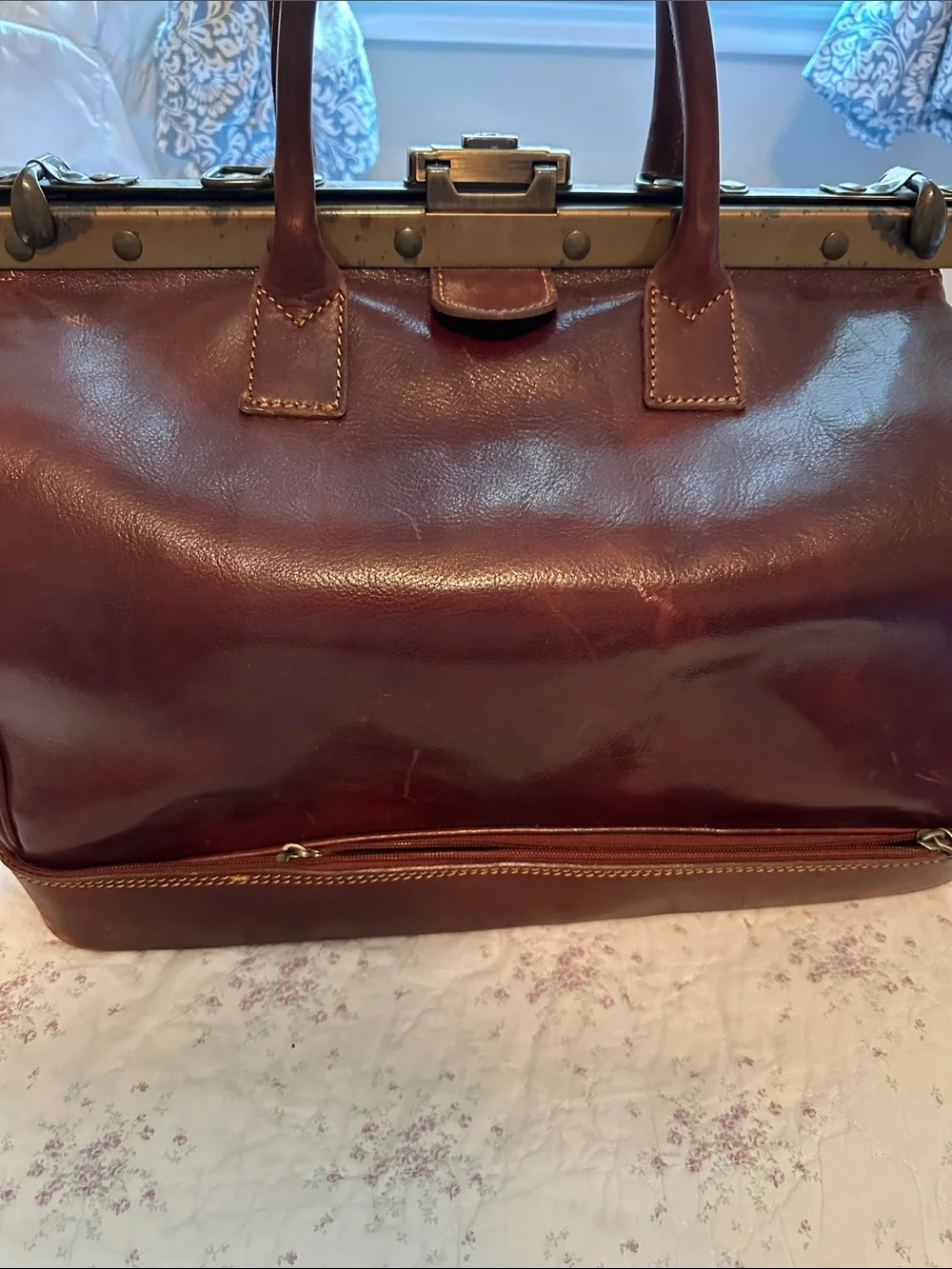 Large men’s travel Satchel from Italy